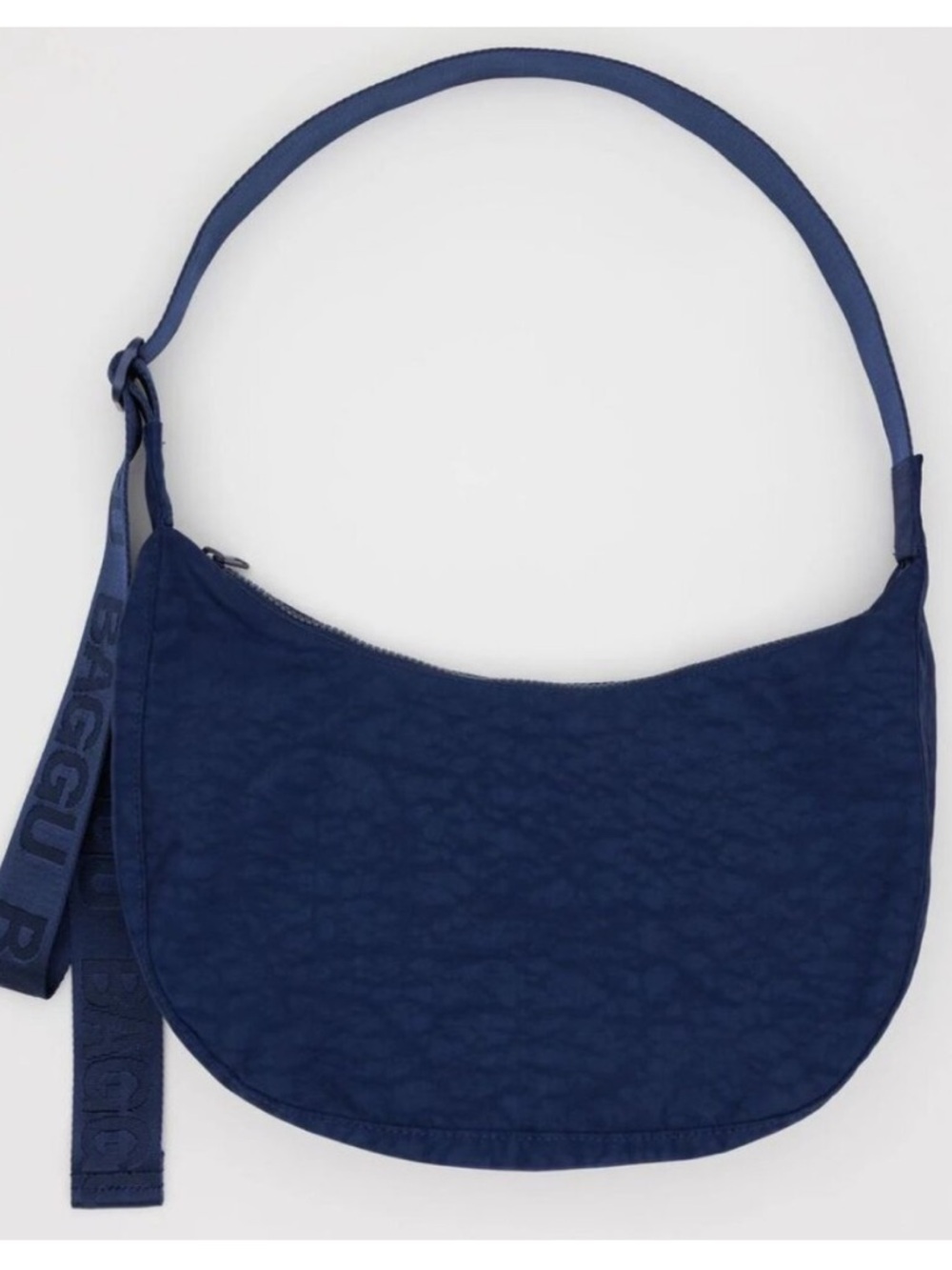 MAKE AN OFFER BAGGU Medium Navy Crossbody with Key-leash